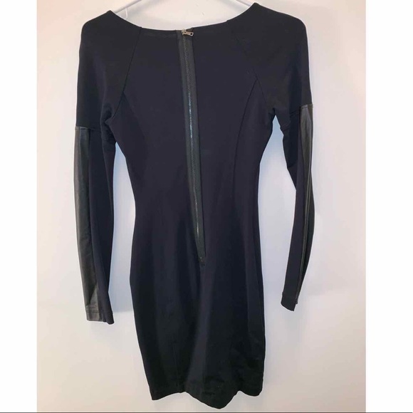 David Lerner - "Cutout Dress With Leather Sleeves" - Picture 6 of 8